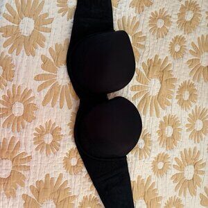 Torrid Black Strapless Bra with Lace Band – Size 46C